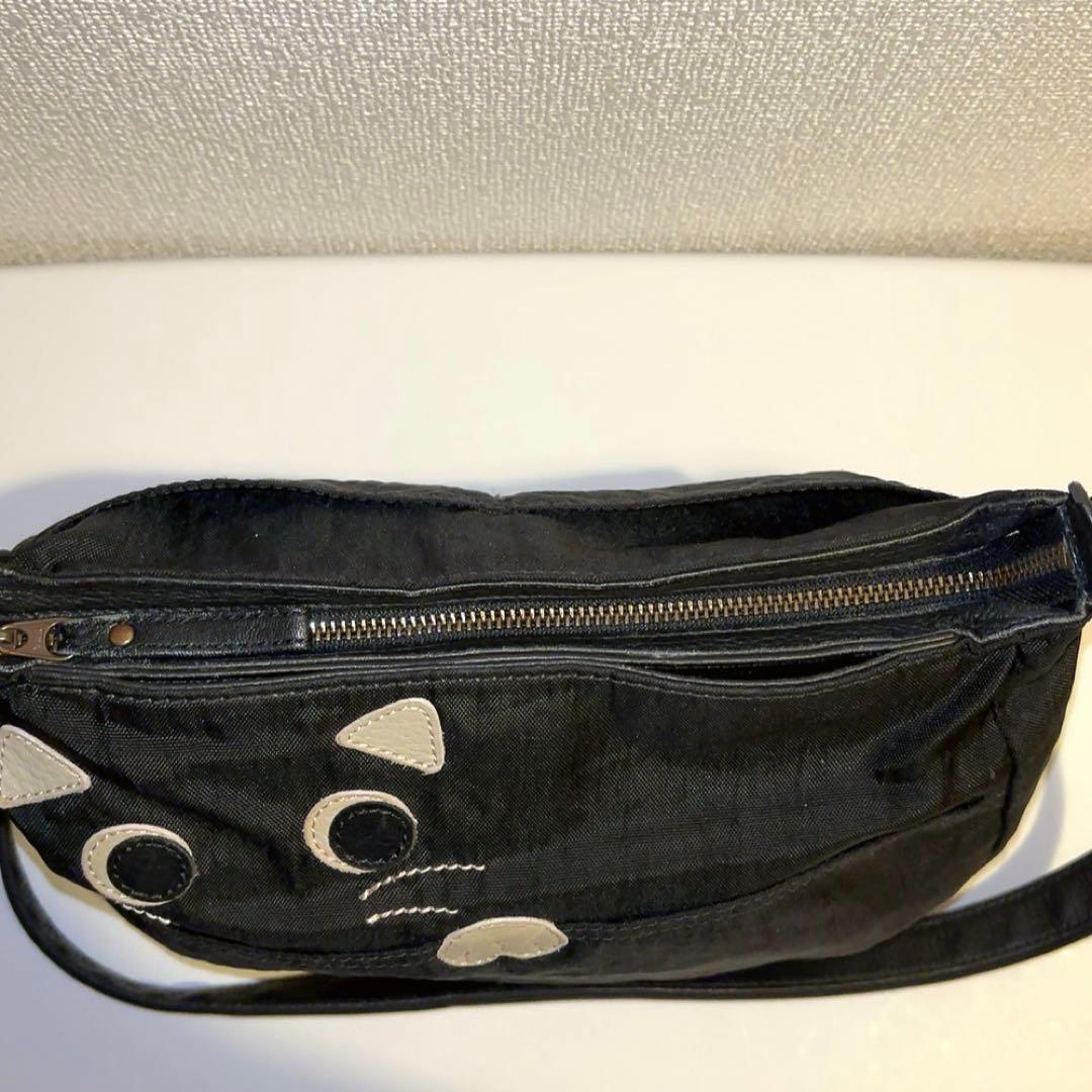 【IBIZA】イビサ ショルダーバッグ 肩掛け 猫 ナイロン ブラック