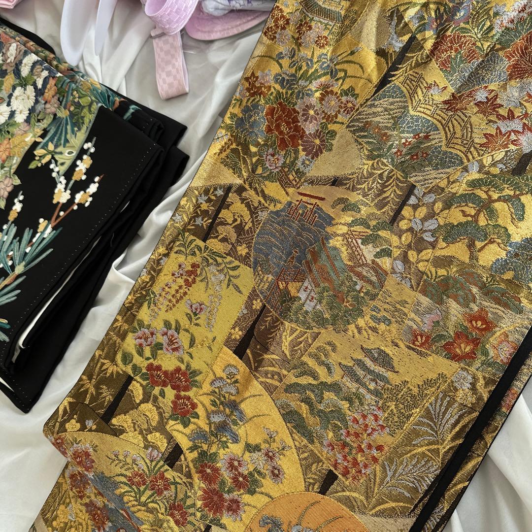 作家物　総刺繍黒留袖 フルセット　本金箔袋帯