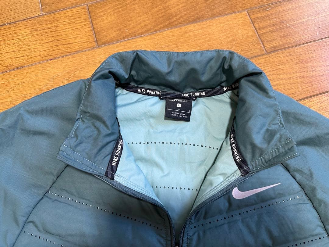 NIKE ナイキ　エアロロフト　ダウン　ランニング