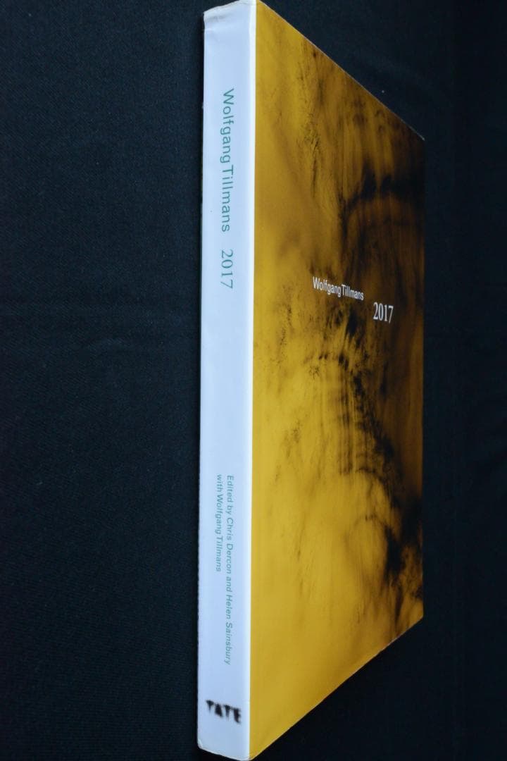 【Wolfgang Tillmans: 2017】サイン入り
