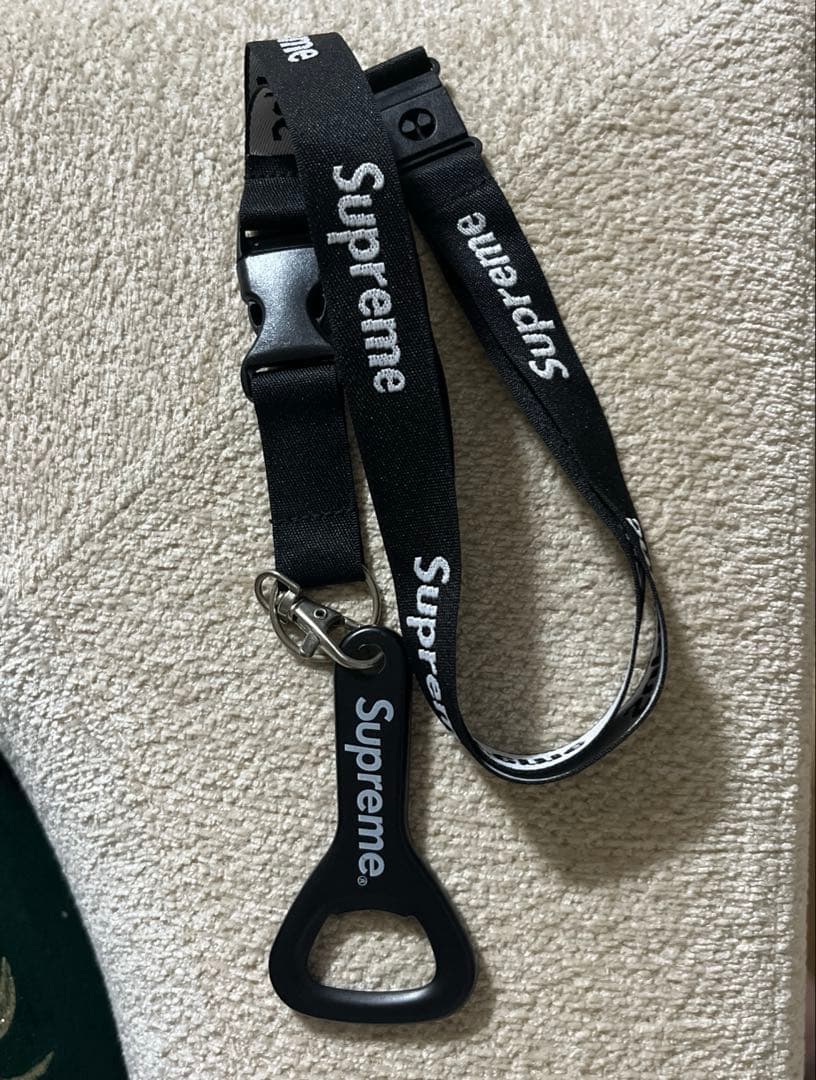 SUPREME Bottle OpenerLanyard ストラップ栓抜き