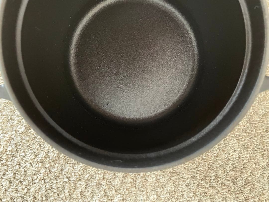 staub ストウブ　旧16cm ブラック　ピコココットラウンド