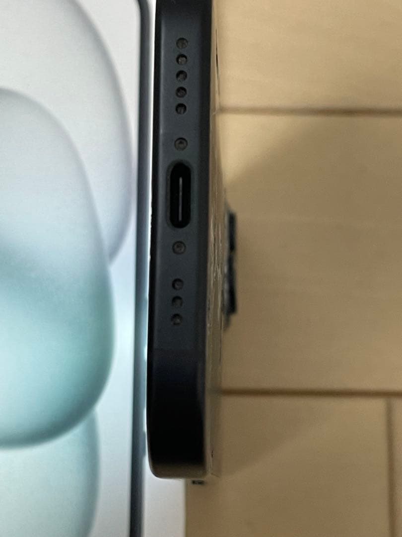 【起動確認済】iPhone 15 256GB ジャンク 画面/背面破損