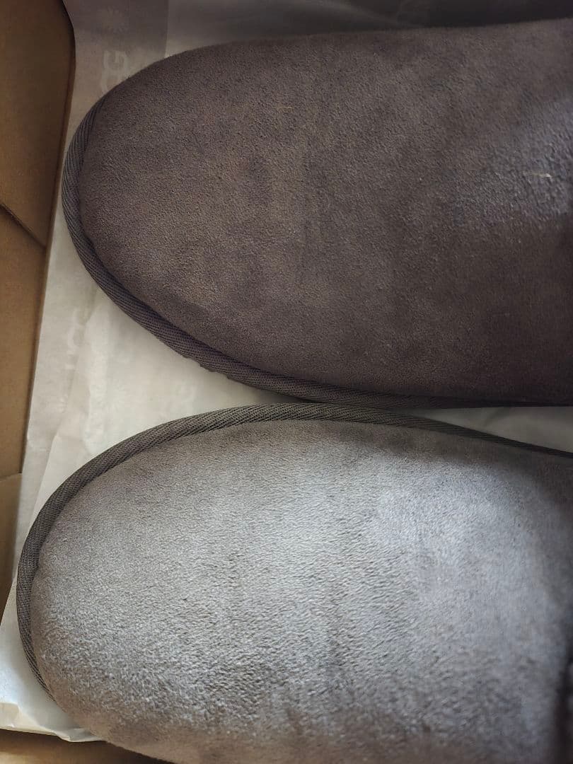 美品 UGG　Classic Ultra Mini ブーツ 24
