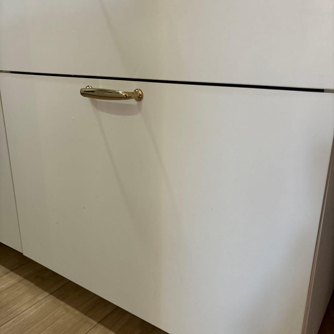 IKEA キッチン　棚　カップボード