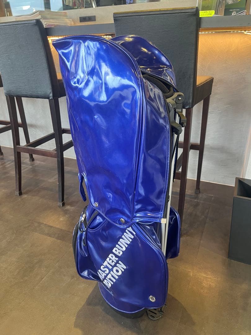 MASTER BUNNY EDITION スタンドキャディバッグ
