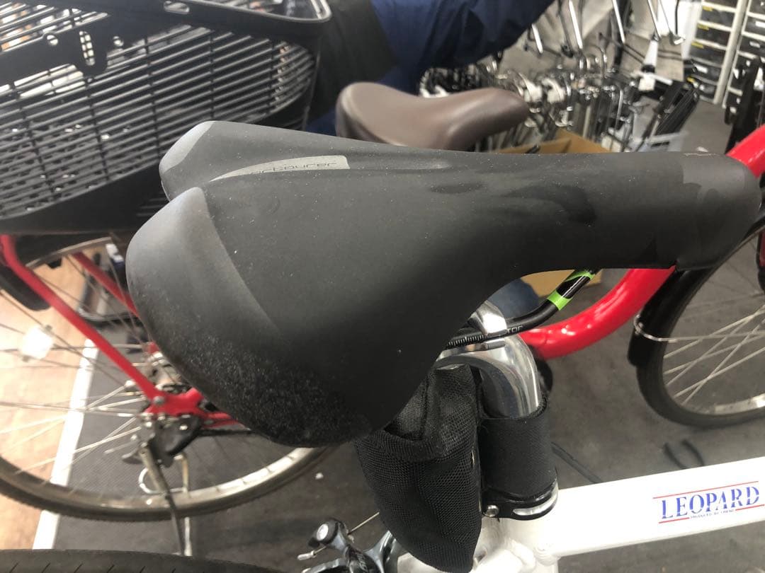 自転車　　ロードバイク　レオパード