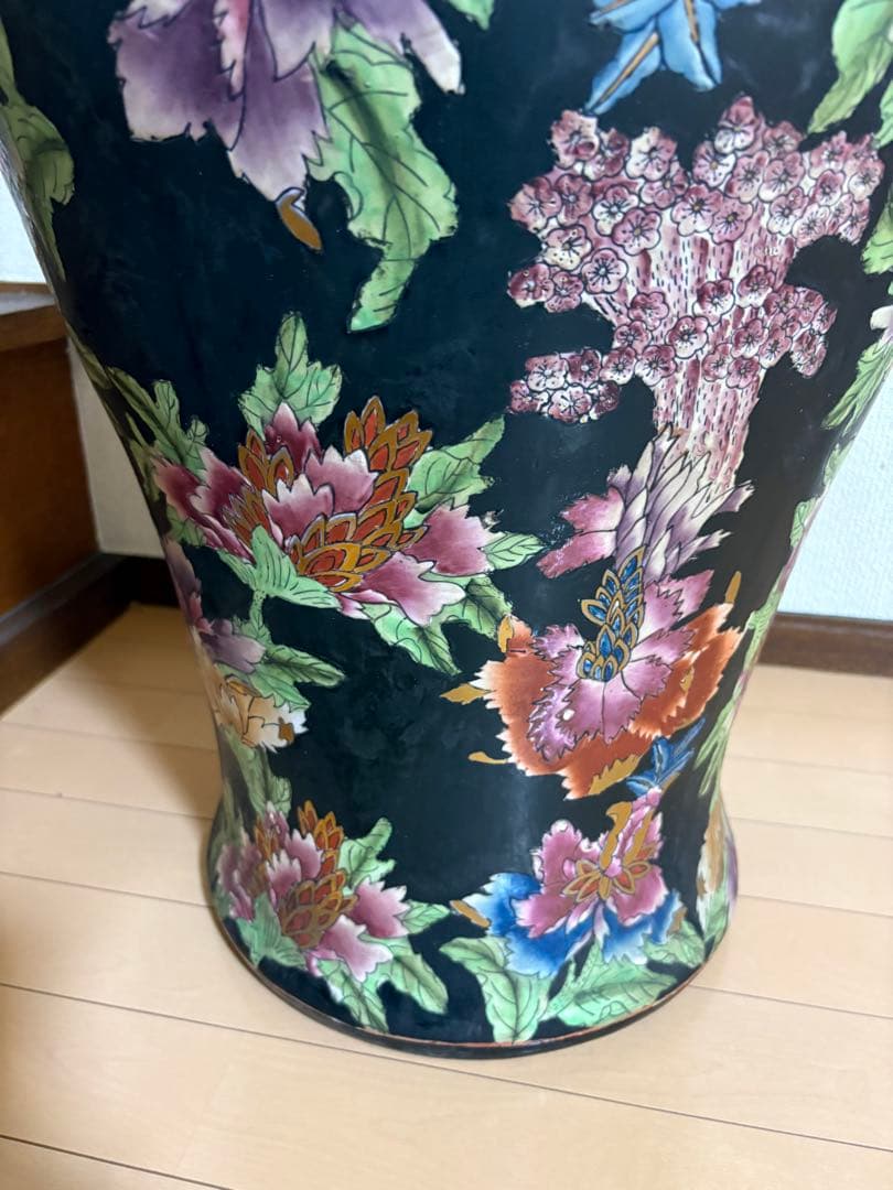 大型花瓶　飾り壺　置物