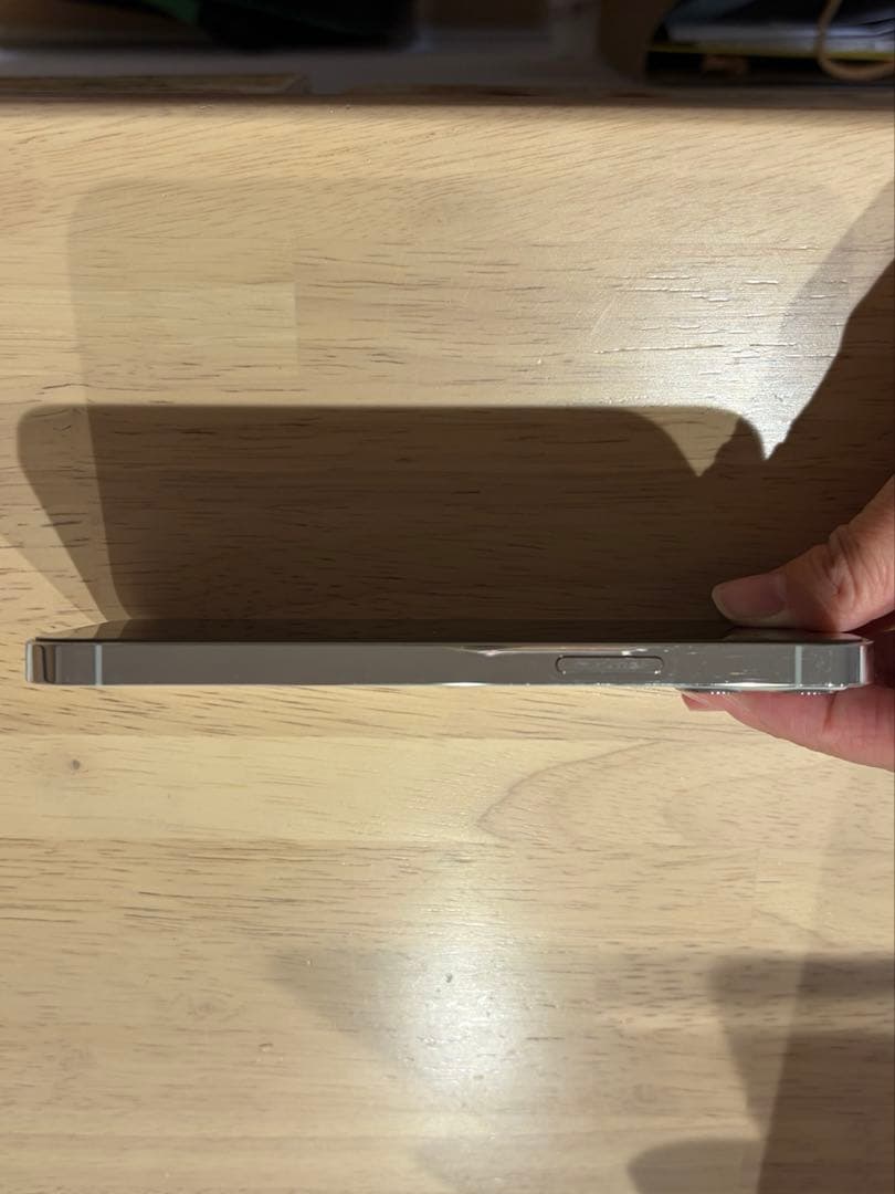 Apple iPhone 12 Pro 128gbシルバー 本体 SIMフリー