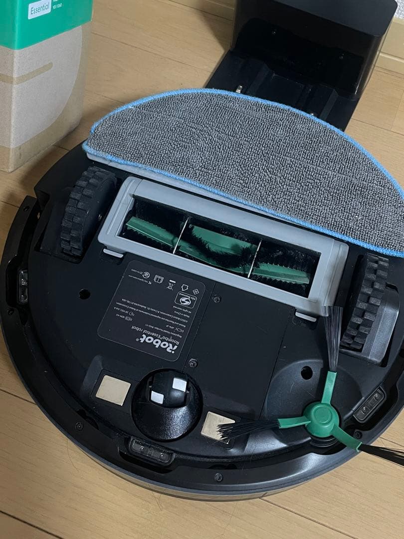 美品ルンバ Combo Essential Y011060 ブラック