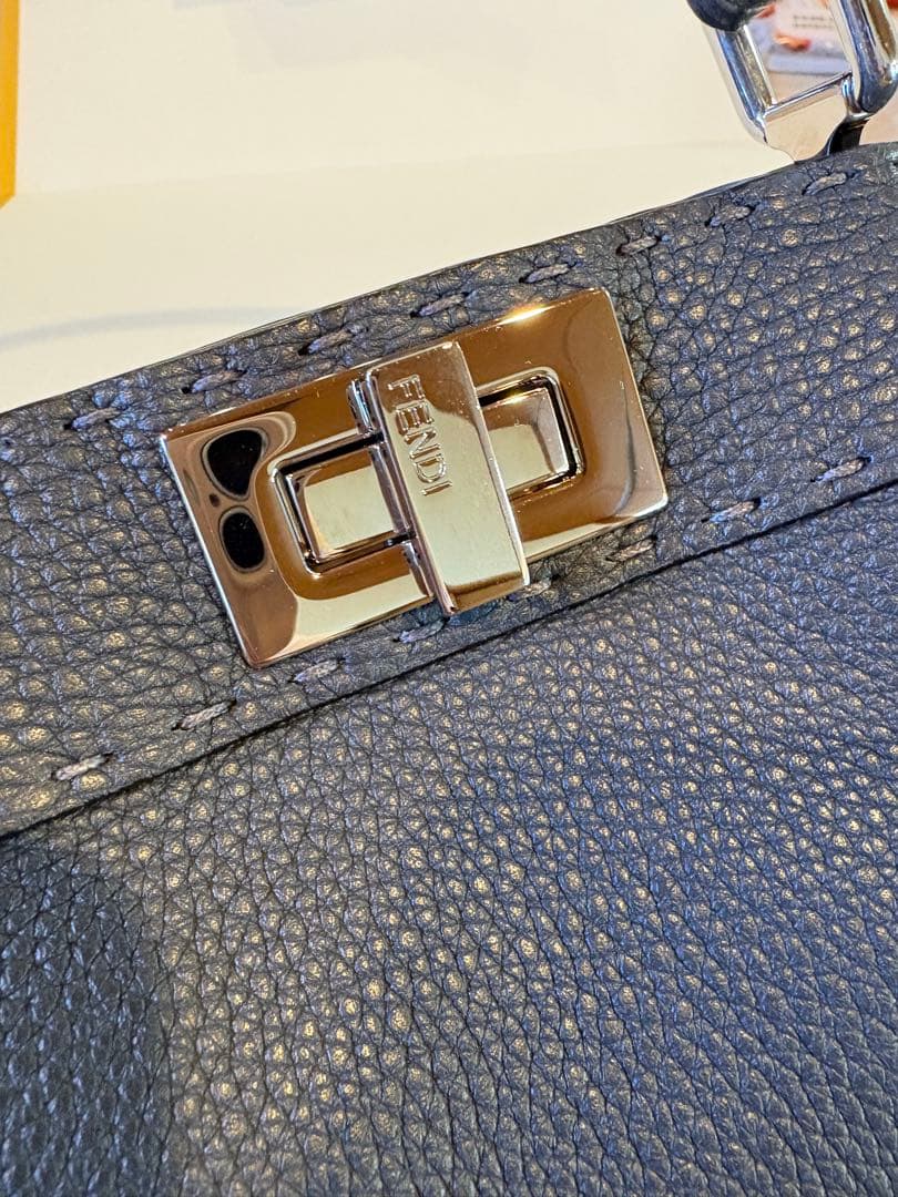 ⭐︎極美品⭐︎FENDI ピーカブー