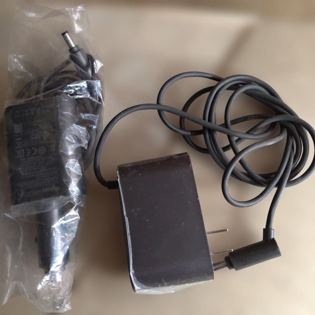 Dyson V7 car+boot 純正バッテリー新品交換済 車内清掃付属品充実