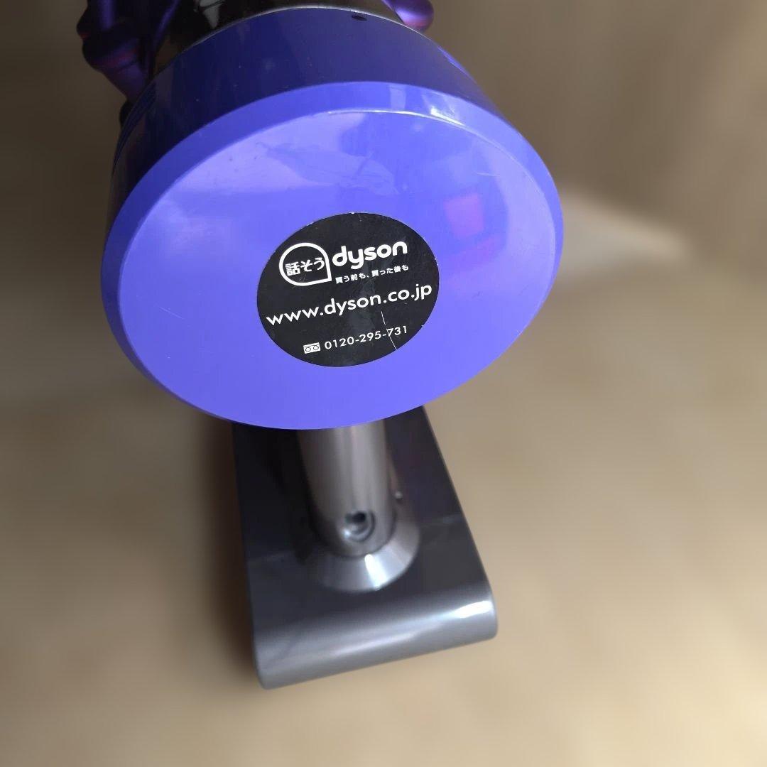 Dyson V7 car+boot 純正バッテリー新品交換済 車内清掃付属品充実