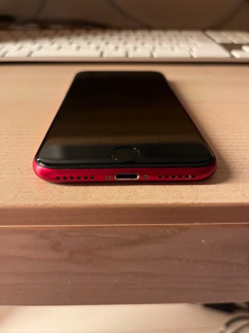 た*か様 iPhone se3 64GB SIMフリー RED ケース付き