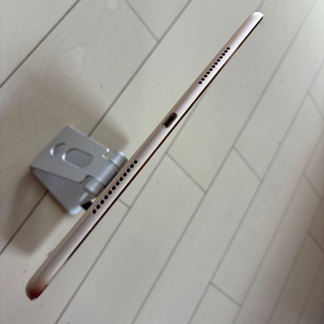 iPad Pro 9.7インチWi-Fi + Cellularゴールド動作品