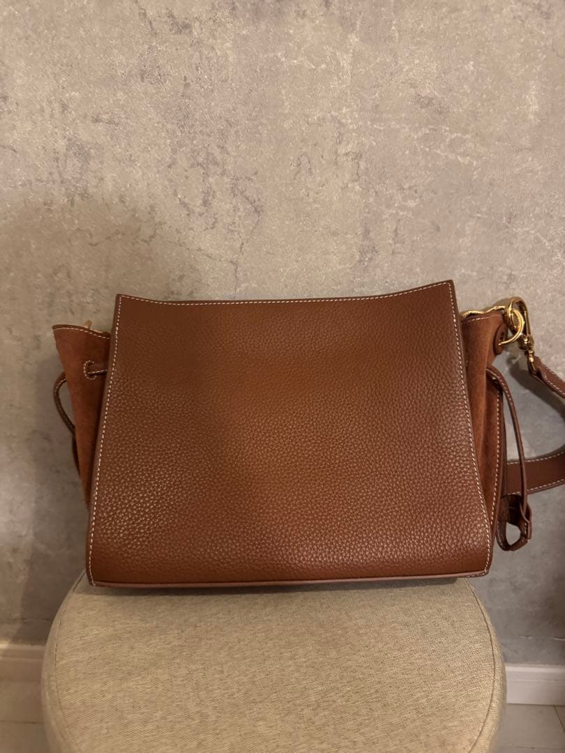 COLE HAAN カリッサ ショルダーバッグ