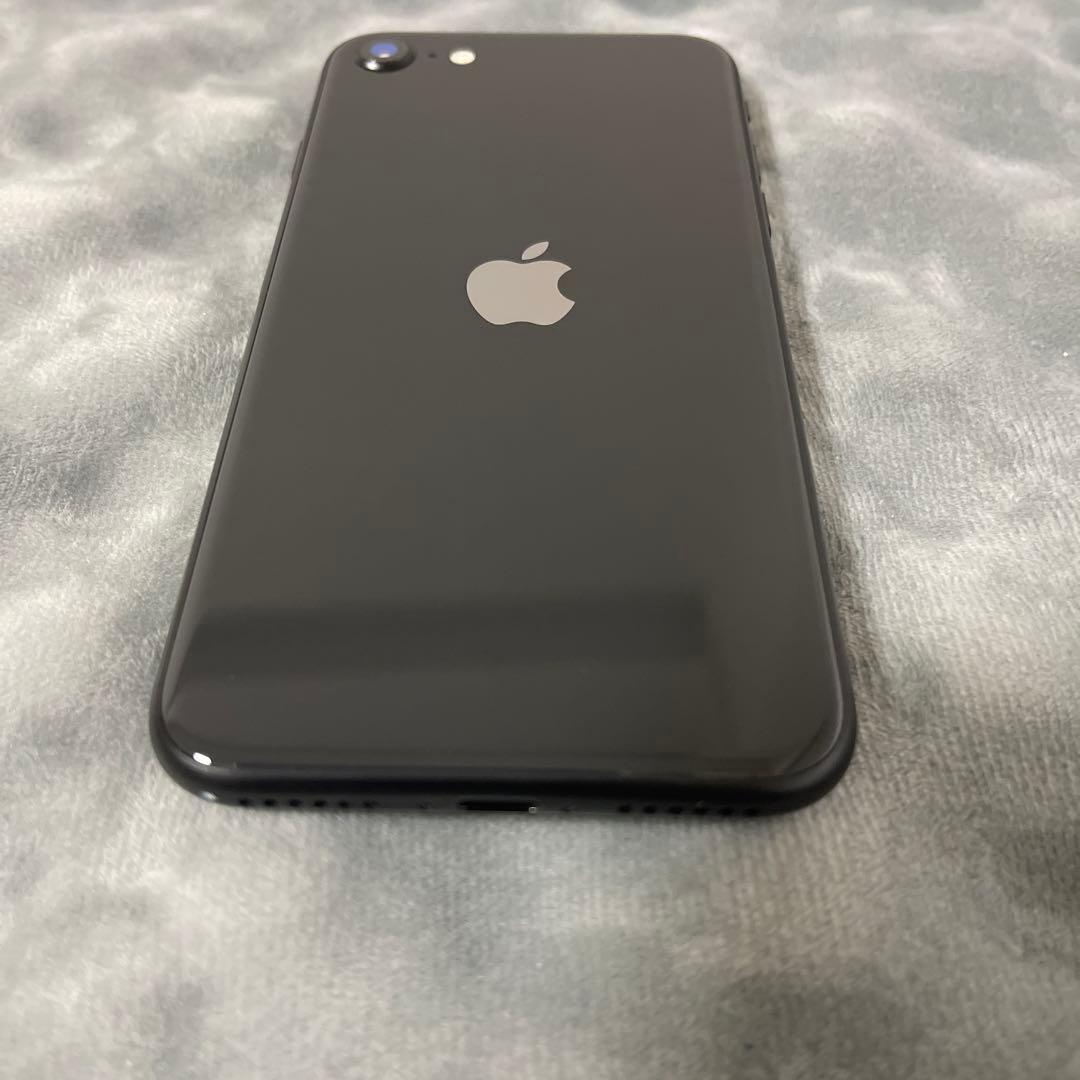 iPhoneSE (第2世代) ブラック バッテリー最大容量85%