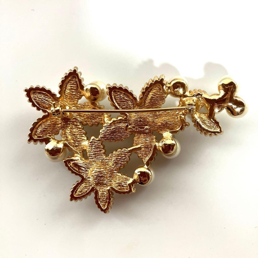 Christian Dior フラワーブローチ