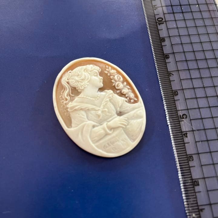 カメオ　ルース