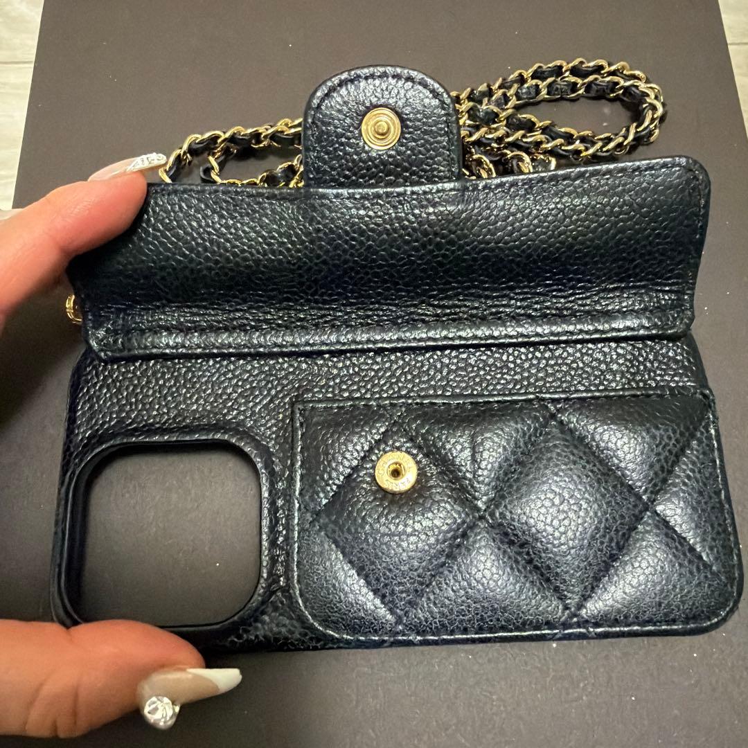 CHANEL iPhone14proブラックレザー ショルダーケース