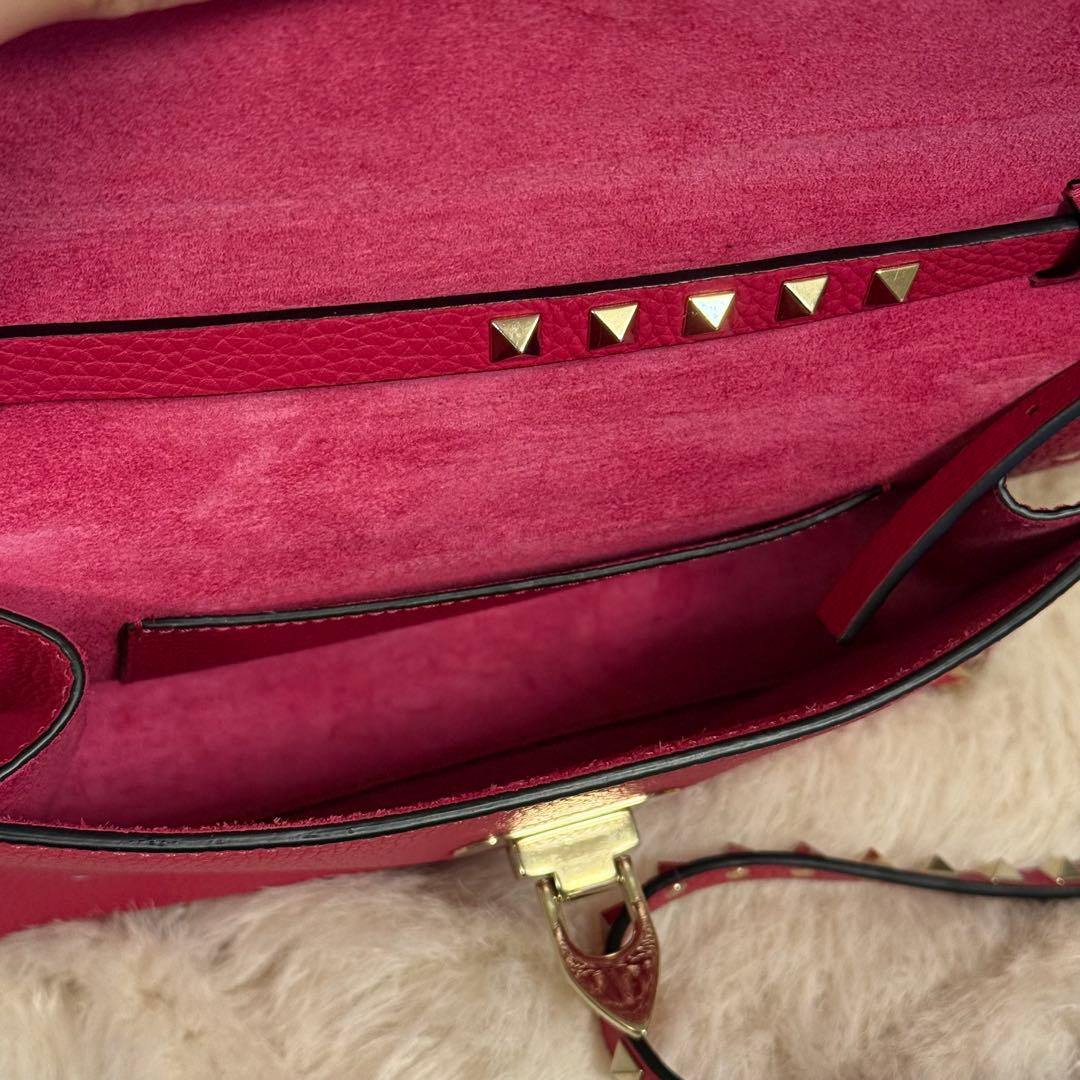 VALENTINO ピンク ガラヴァーニ ロックスタッズ ショルダーバッグ