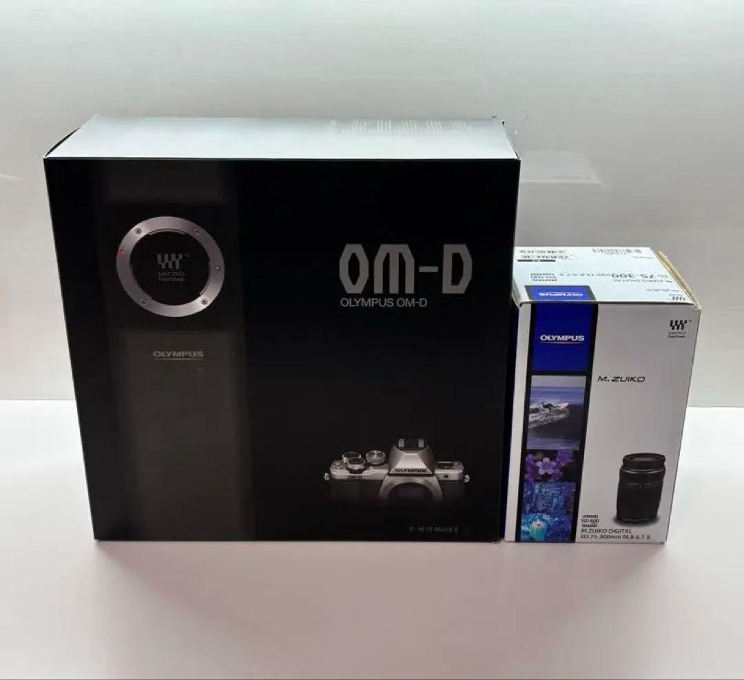 【レンズ3点】オリンパス E-M10MarkⅡ Wズーム＋75-300mmセット