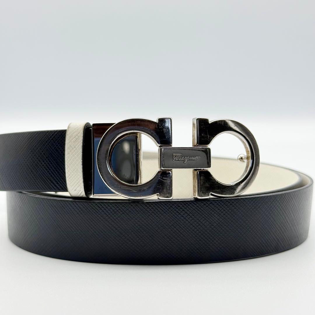 ✨良品・箱付✨フェラガモ ベルト リバーシブル ダブルガンチーニ シルバー金具