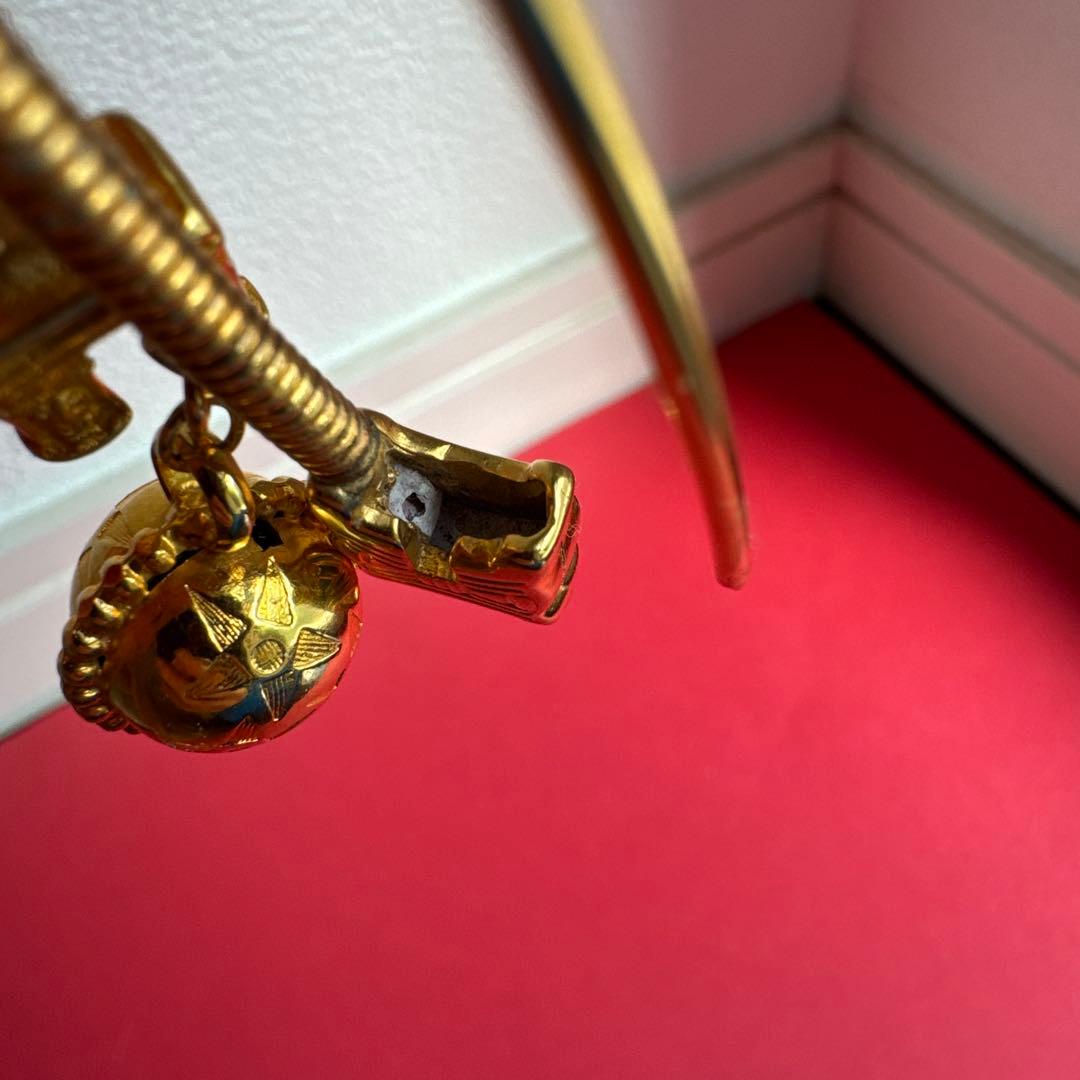 美品　セリーヌ 凱旋門 スターボール ヴィンテージ　ブローチ