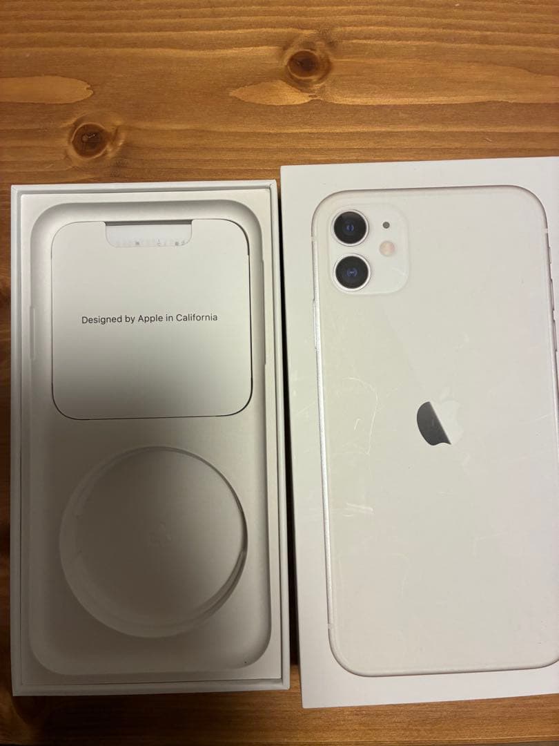 美品 iPhone 11 64GB