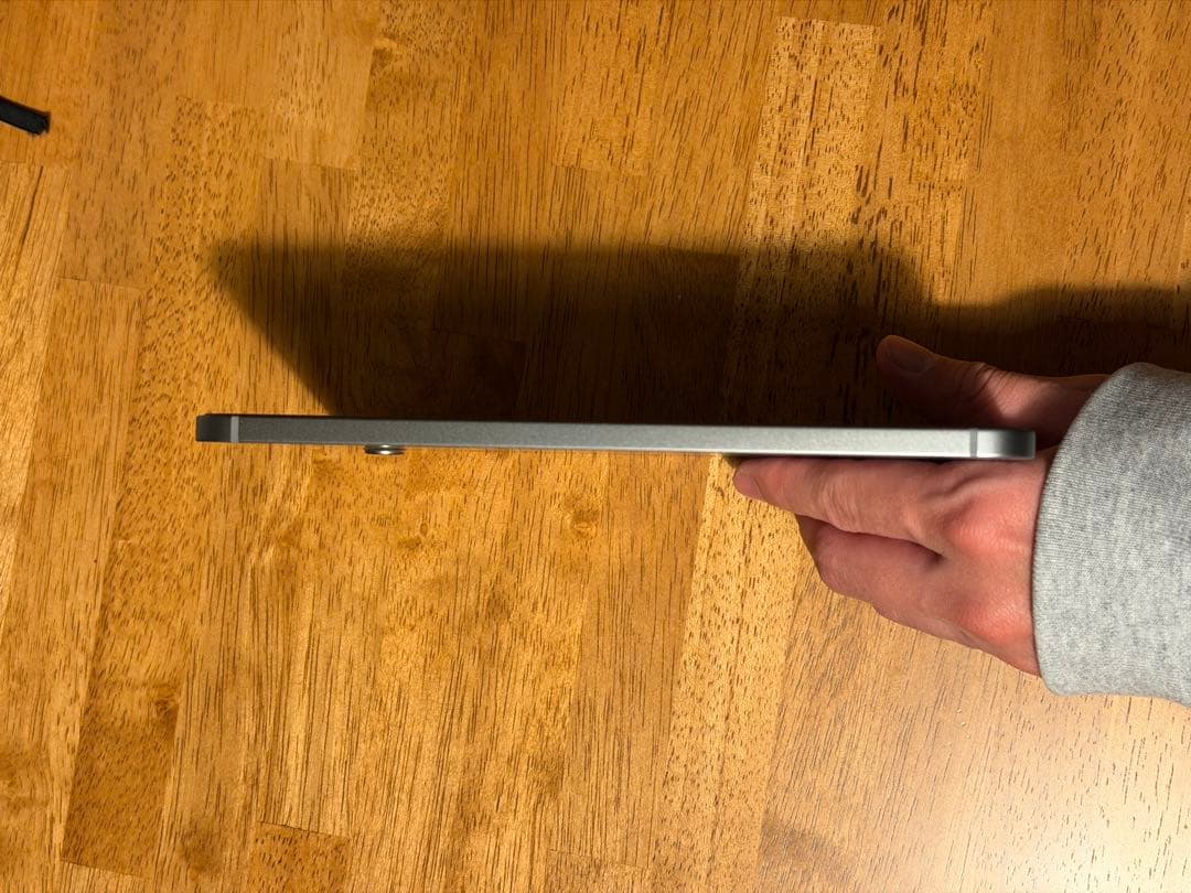 【電池100%】 iPad mini (A17 Pro) 128GB セルラー