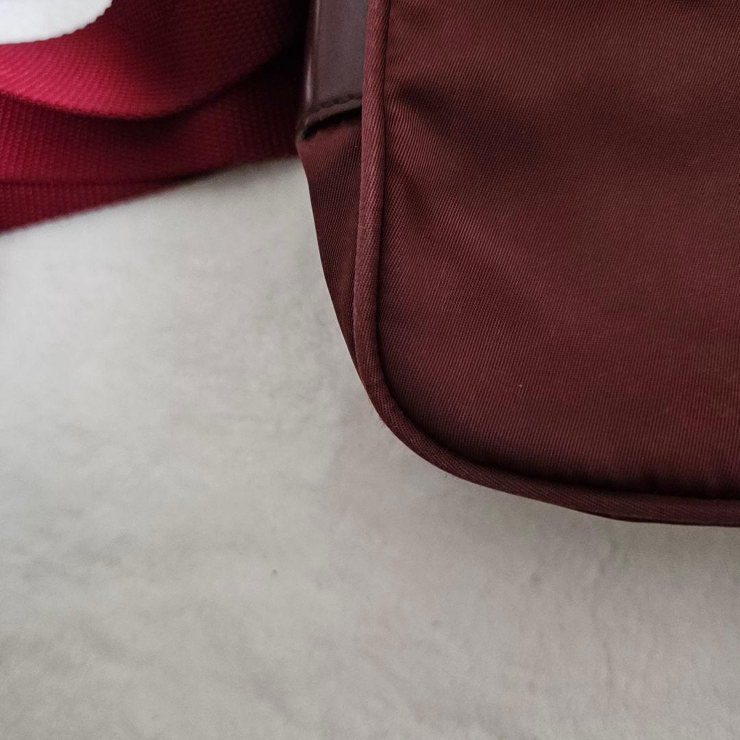 PRADA　カメラバッグ　テスートナイロン　三角ロゴ　ボルドー