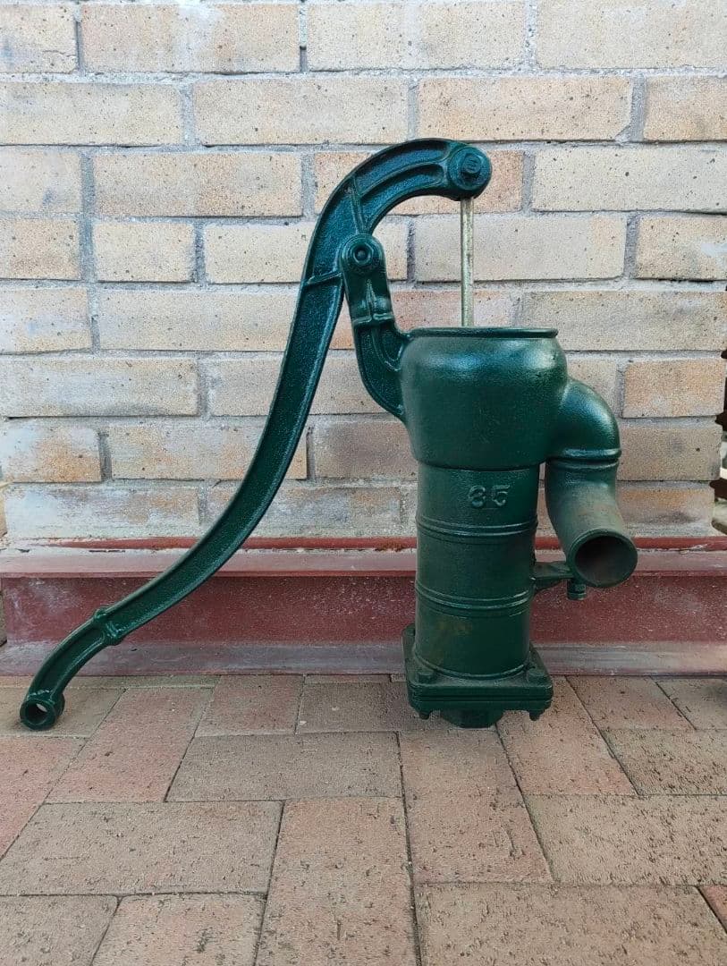 ガーデニングオブジェ 　インテリア　35型 緑色 鋳鉄製　アンティーク