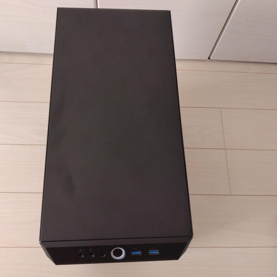 Antec P7 Silent PCケース