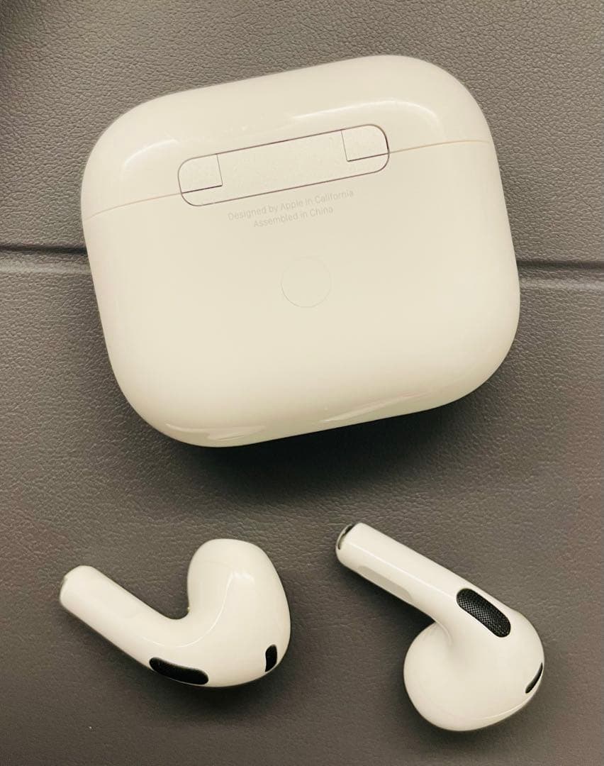 サ*シ様 AirPods3 本体