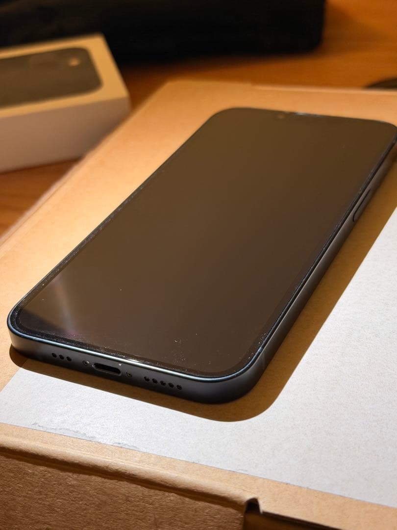 iPhone13 256GB ブラック SIMフリー 箱有・美品