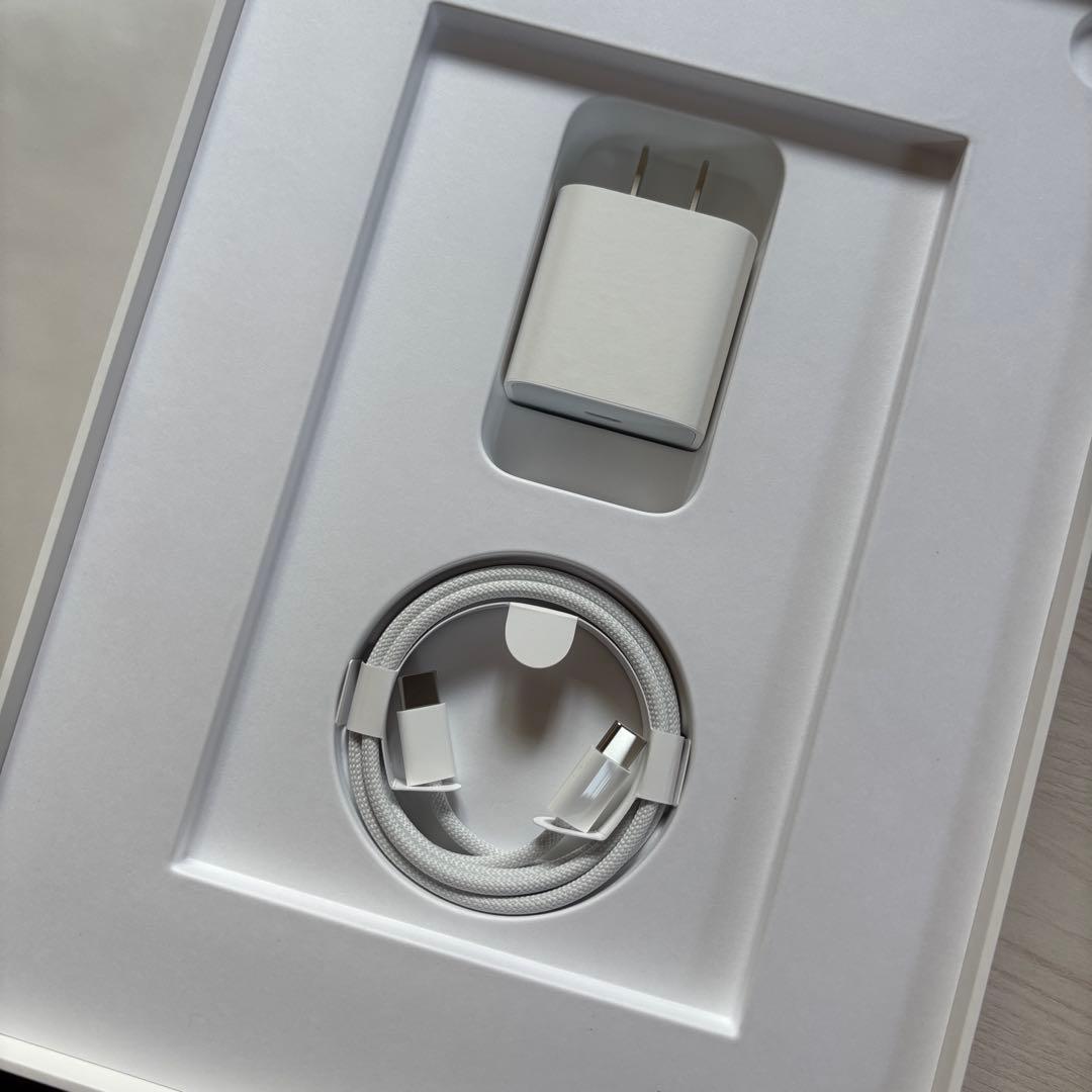 【ken1】第6世代 iPad Air (M2) 256GB Wi-Fi