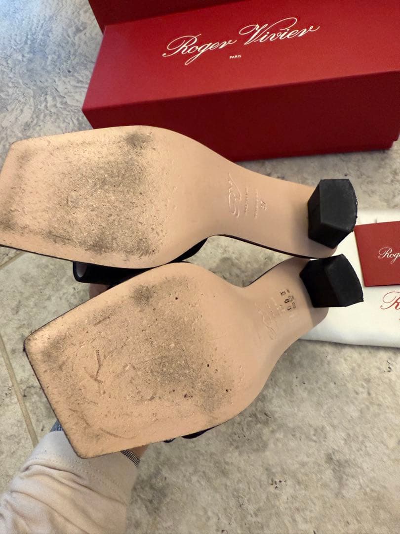 Roger Vivieミュール37ビジュー