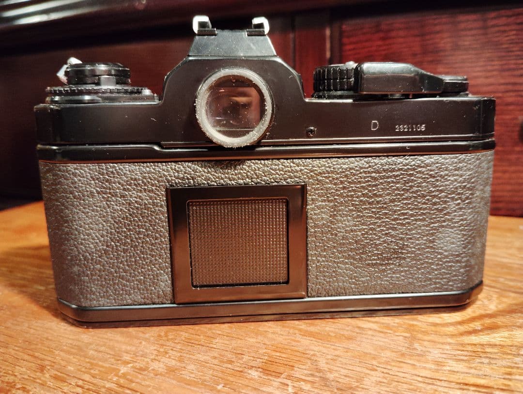 Nikon FE2 一眼レフカメラ レンズ付き