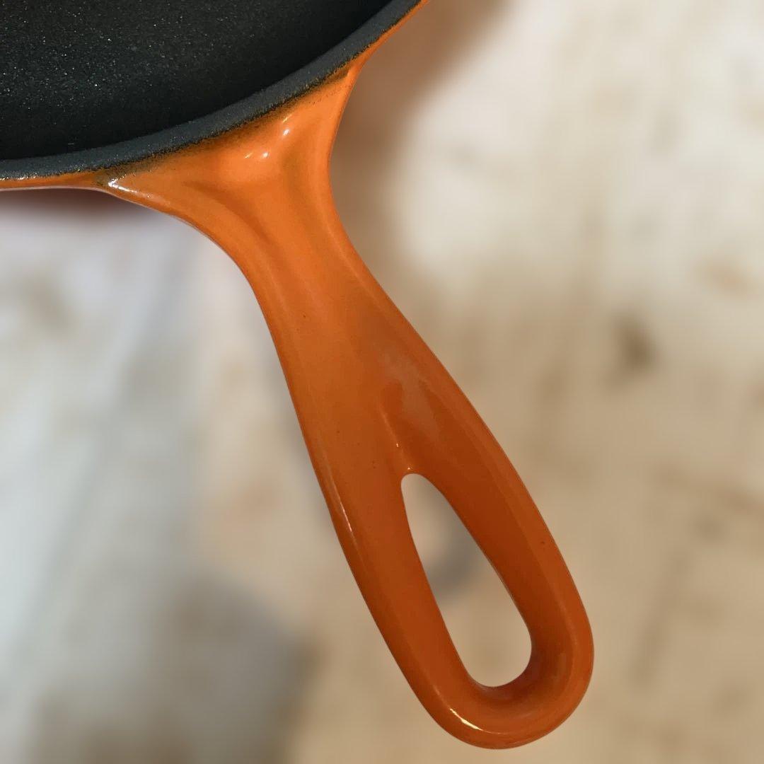 ＊未使用＊　ル・クルーゼ23cm スキレット オレンジ