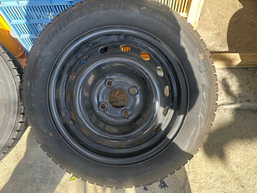 スタッドレスタイヤ付き　155/65R14 スチールホイール 4本セット