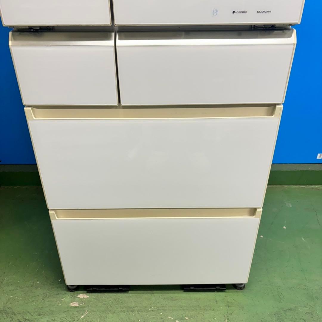 564 パナソニック　大型冷蔵庫　400L強　小型　家庭用　観音開き　自動製氷