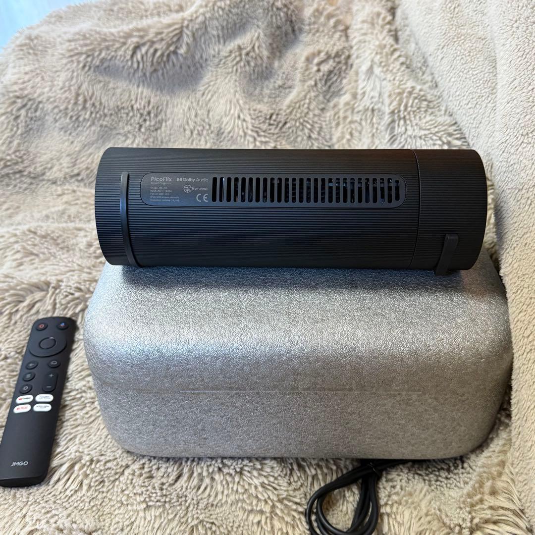PicoFlix JMGO プロジェクター