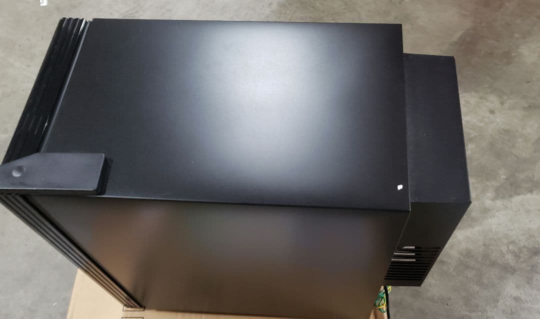 PlusQ/プラスキュー ワインセラー 8本収納 BWC-008P ブラック