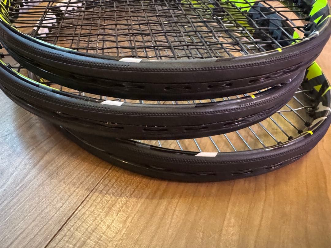 Babolat ピュアアエロ プラス3本セット G2