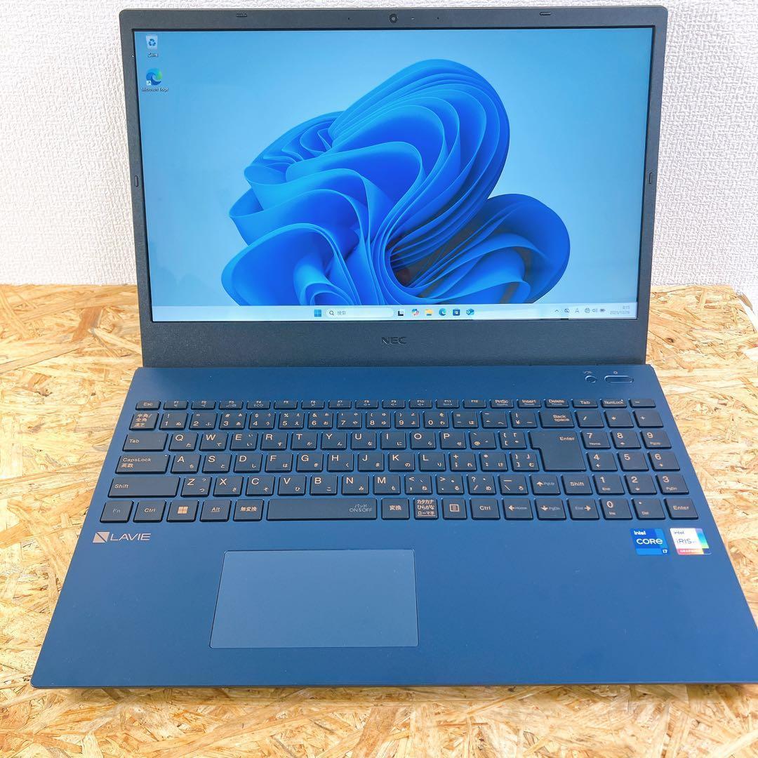 NEC LAVIE N1570 第11世代 マウス付 15.6型 DVD
