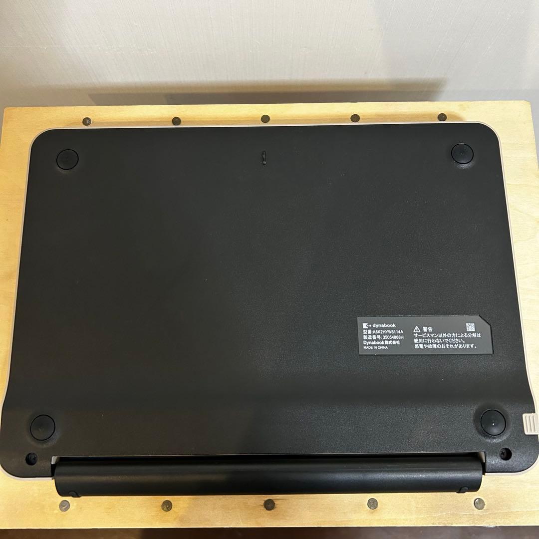 東芝 dynabook K70/HY