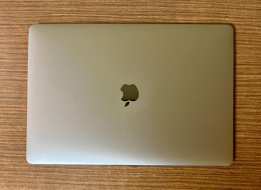 高性能・大画面 MacBook Pro 2017 - i7、16GB、2TB