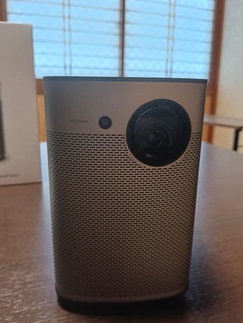 美品！XGIMI HALO プロジェクター 本体他全て有り