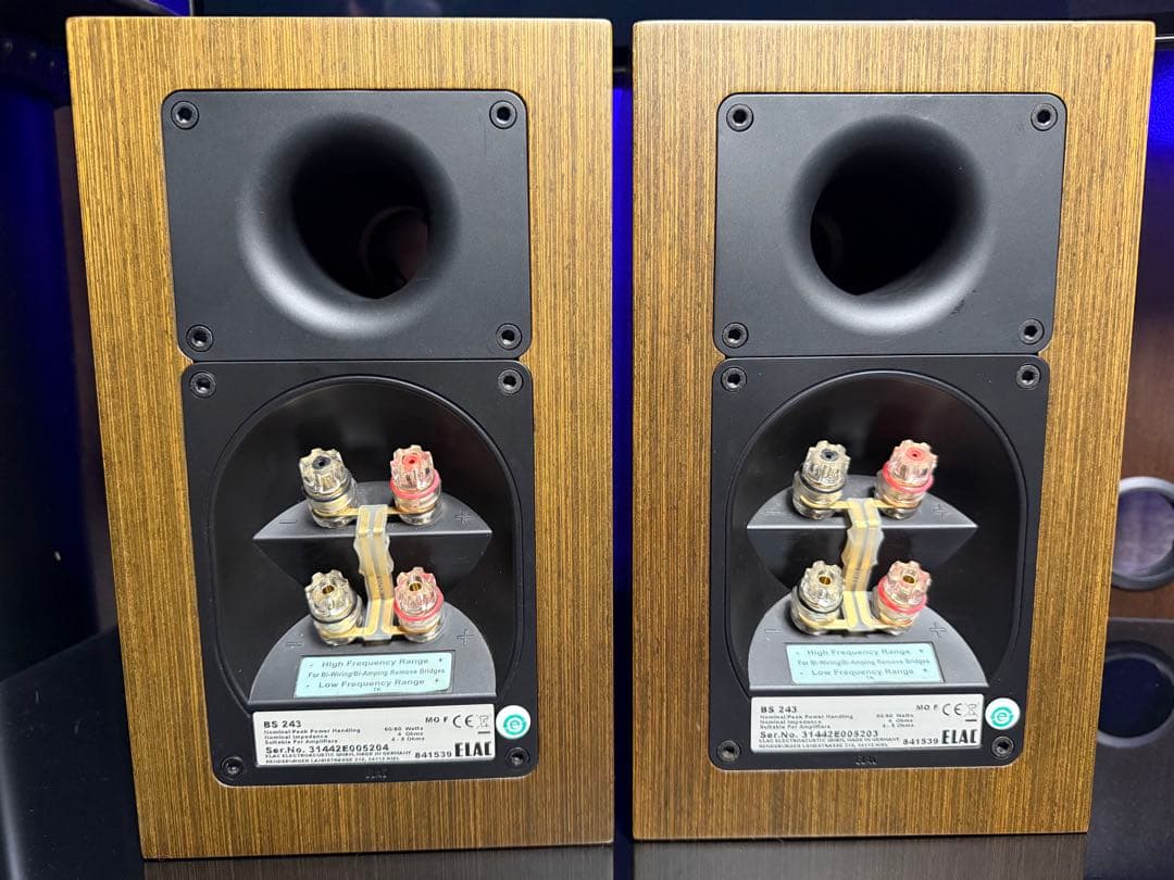 スピーカー・ウーファー ELAC BS243