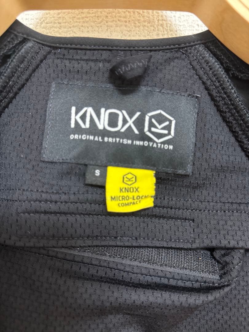 夏用バイクジャケット　KNOX アーバンプロ マーク3 ブラック S